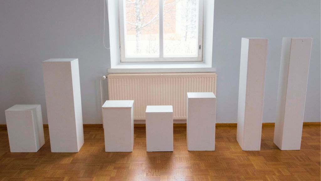 Galleria Kivipankki veistosjalustat